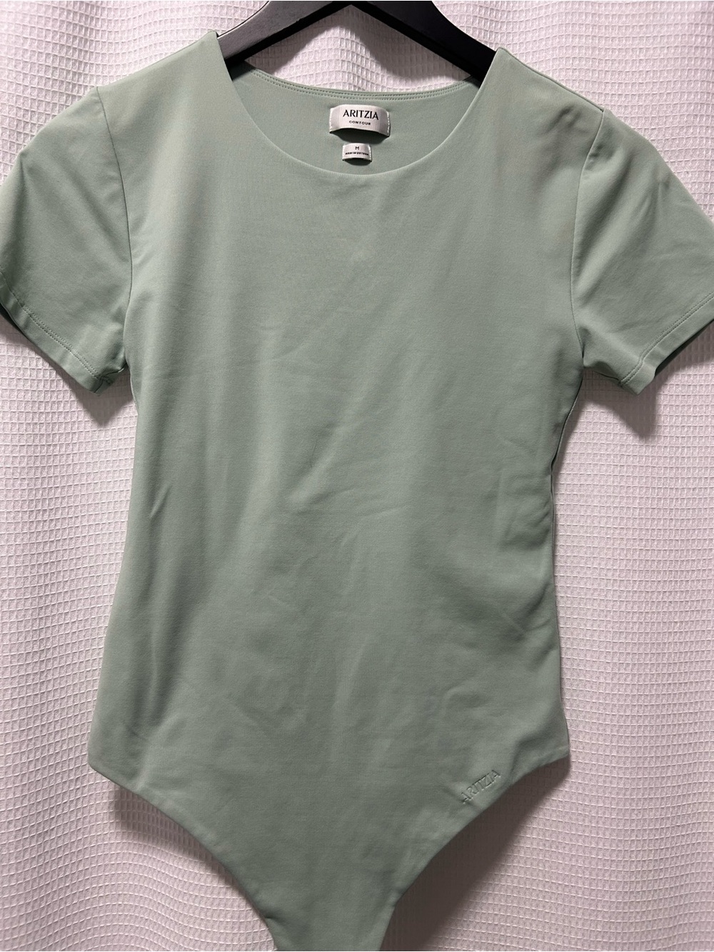 Aritzia Original Contour Vivacity Crew Bodysuit